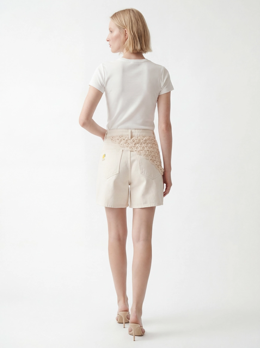 Camiseta Feminina Slim Com Bordado Off Shell 4