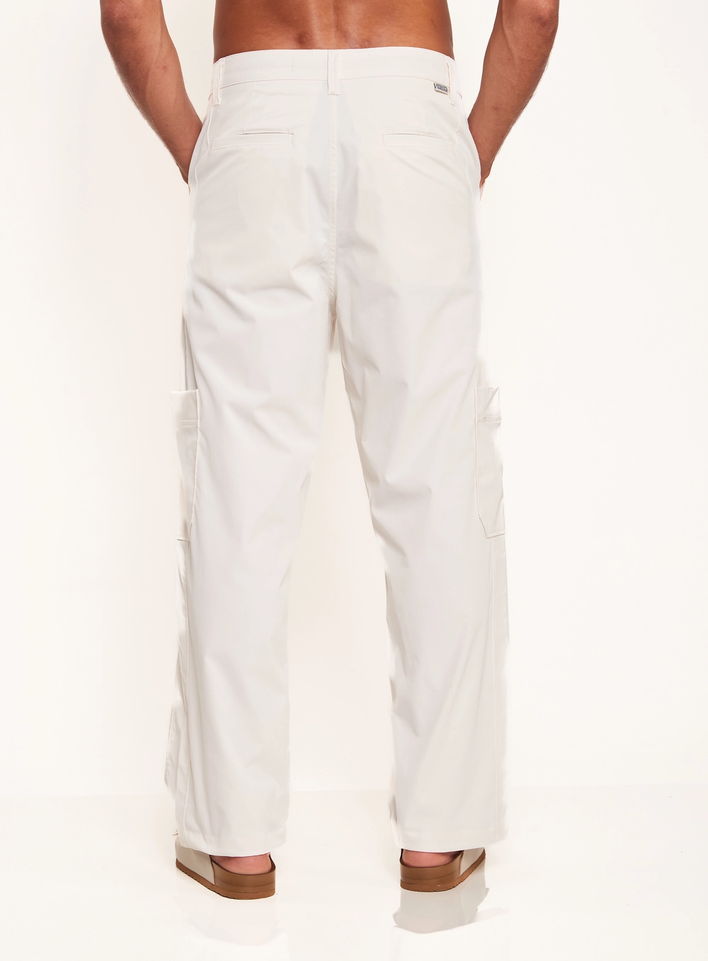 Calça Masculina Reta Com Bolsos E Amarração Off Shell
