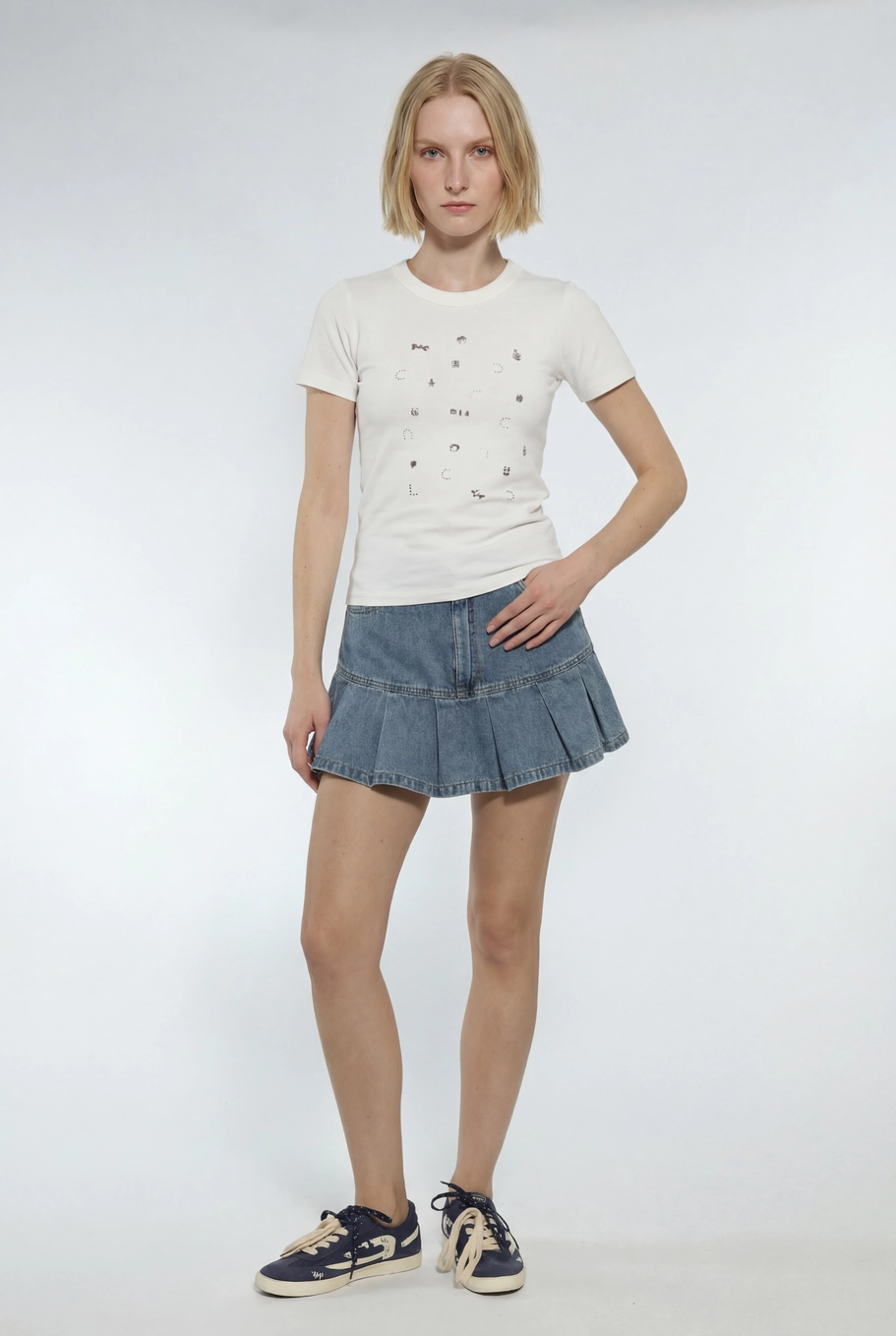 Camiseta Feminina Baby Look Com Aplicação Off Shell 3