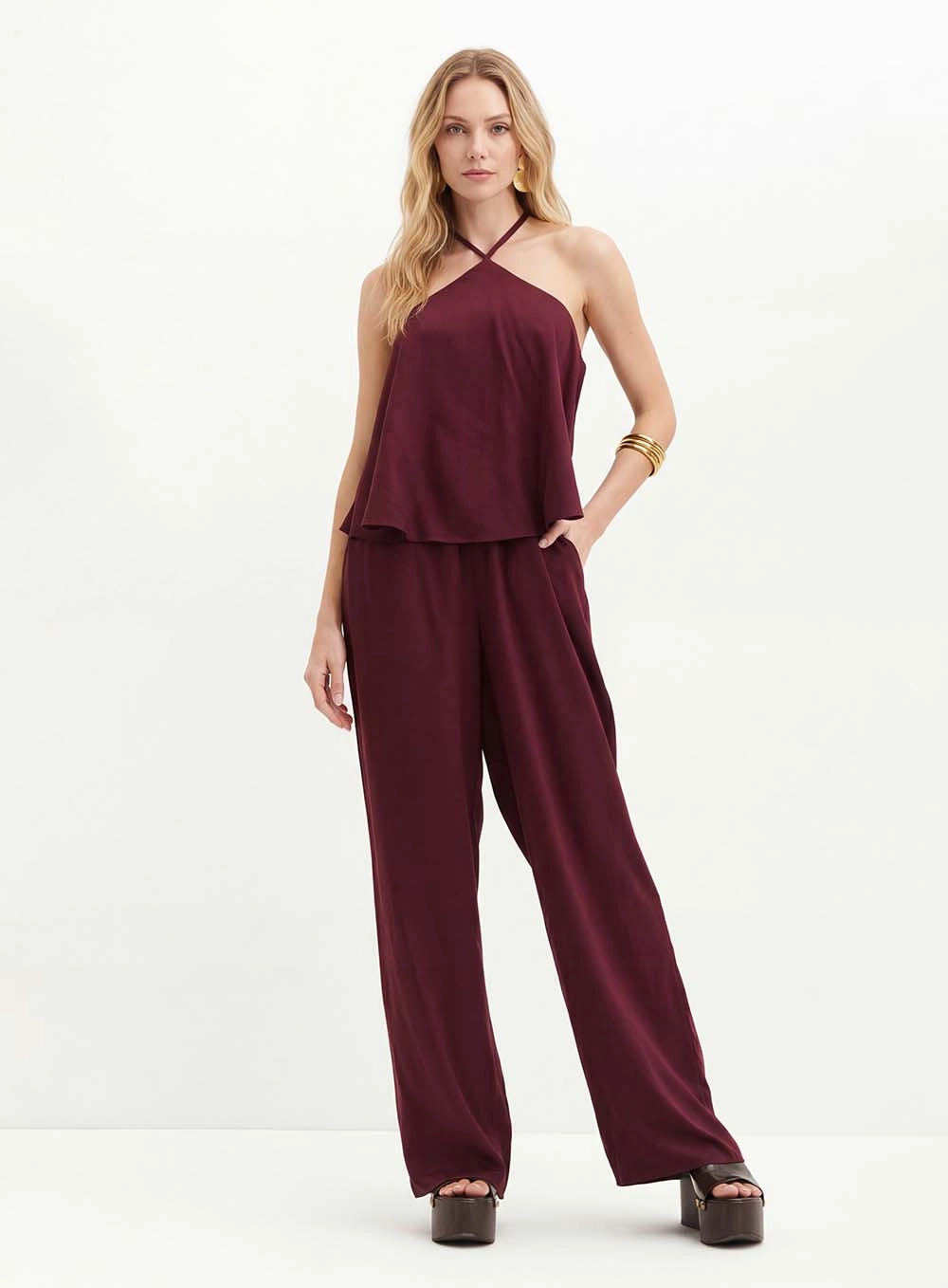 Macacão Frente Única Com Bolsos - Pantalona Vermelho 1