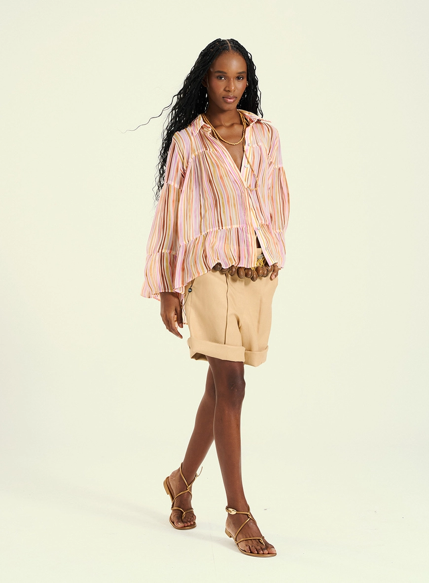 Camisa Feminina Oversized Listrada Com Mangas Sino Estampados 4
