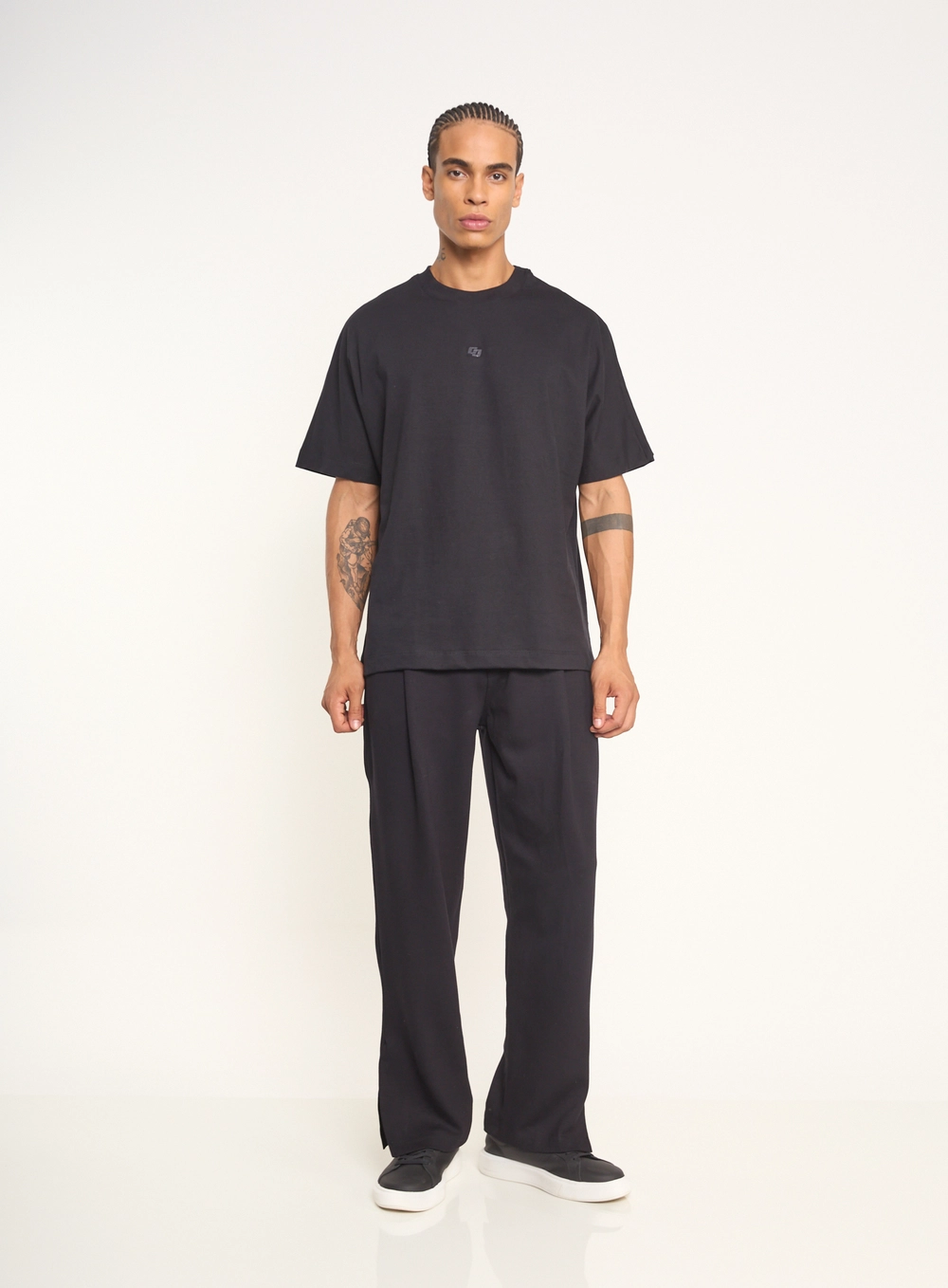 Calça Masculina Com Amarração E Fenda Preto