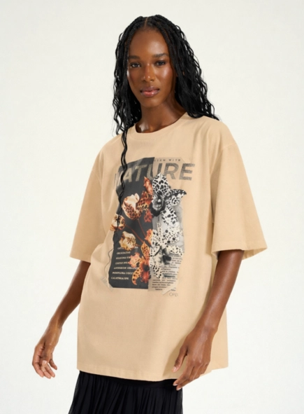 Camiseta Feminina Oversized Estampada