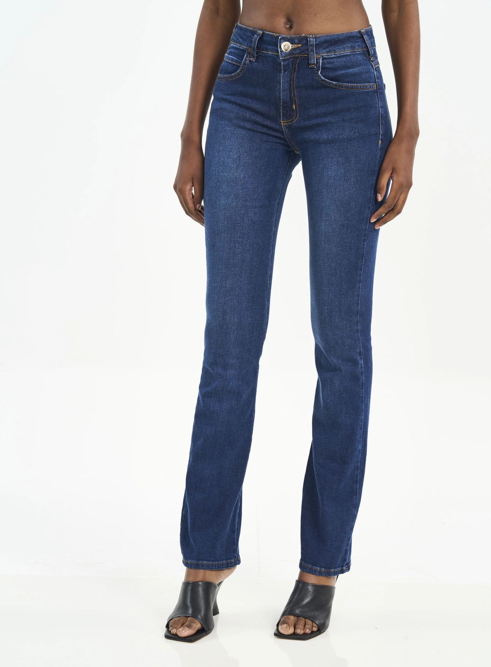 Calça Jeans Feminina Reta Bia Com Bolsos Índigo
