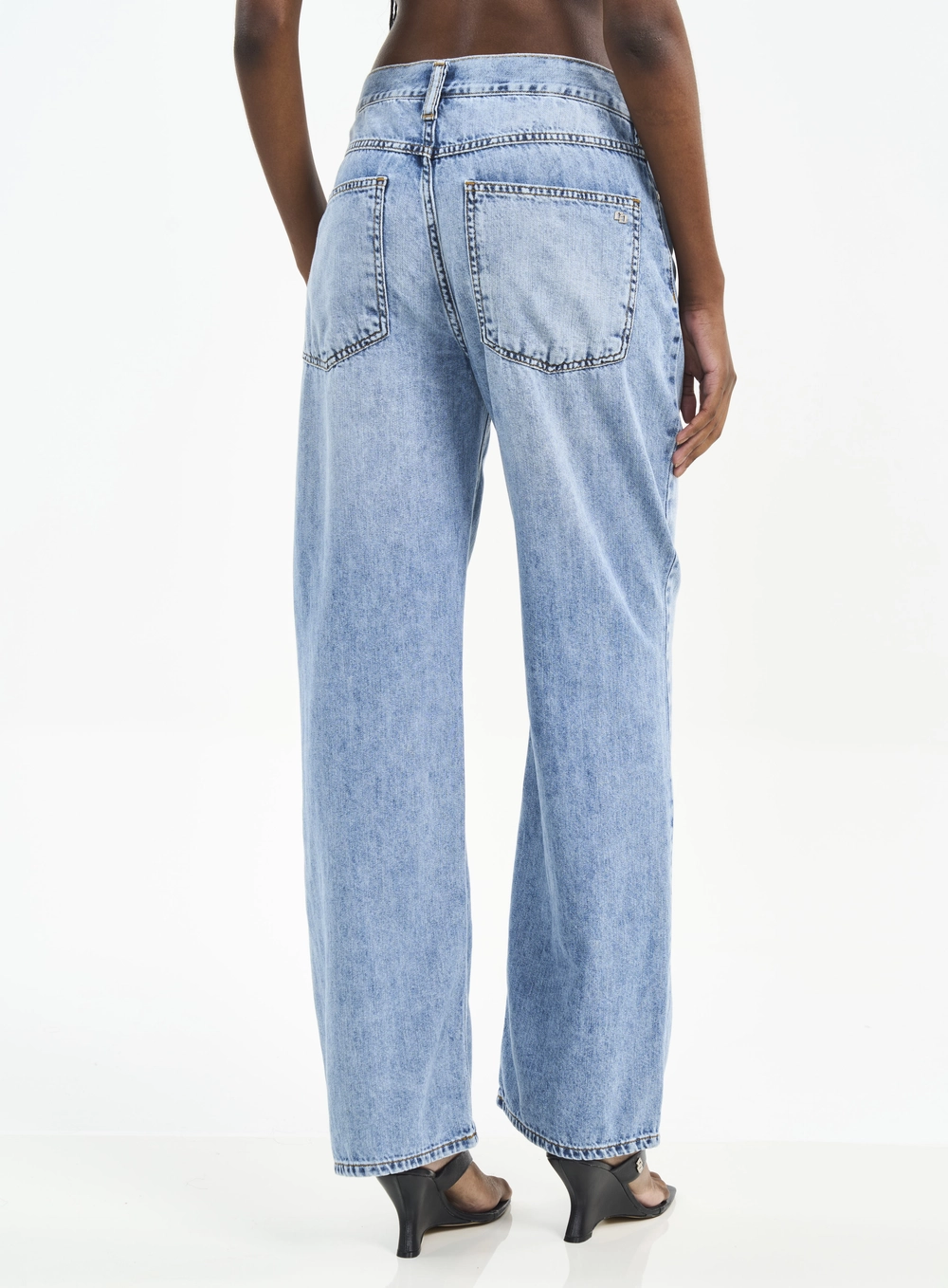 Calça Feminina Jeans Wide Leg Leoni Low Índigo