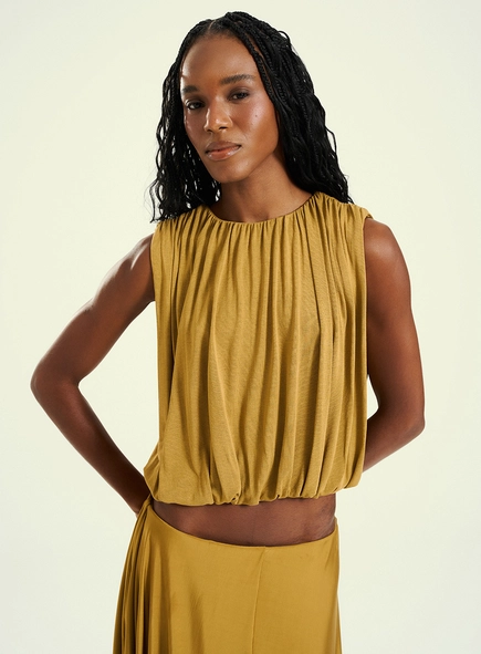 Blusa Feminina Com Gola Redonda