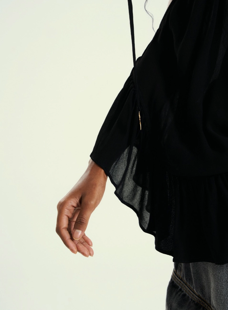 Blusa Feminina Ombro Vazado Preto 3