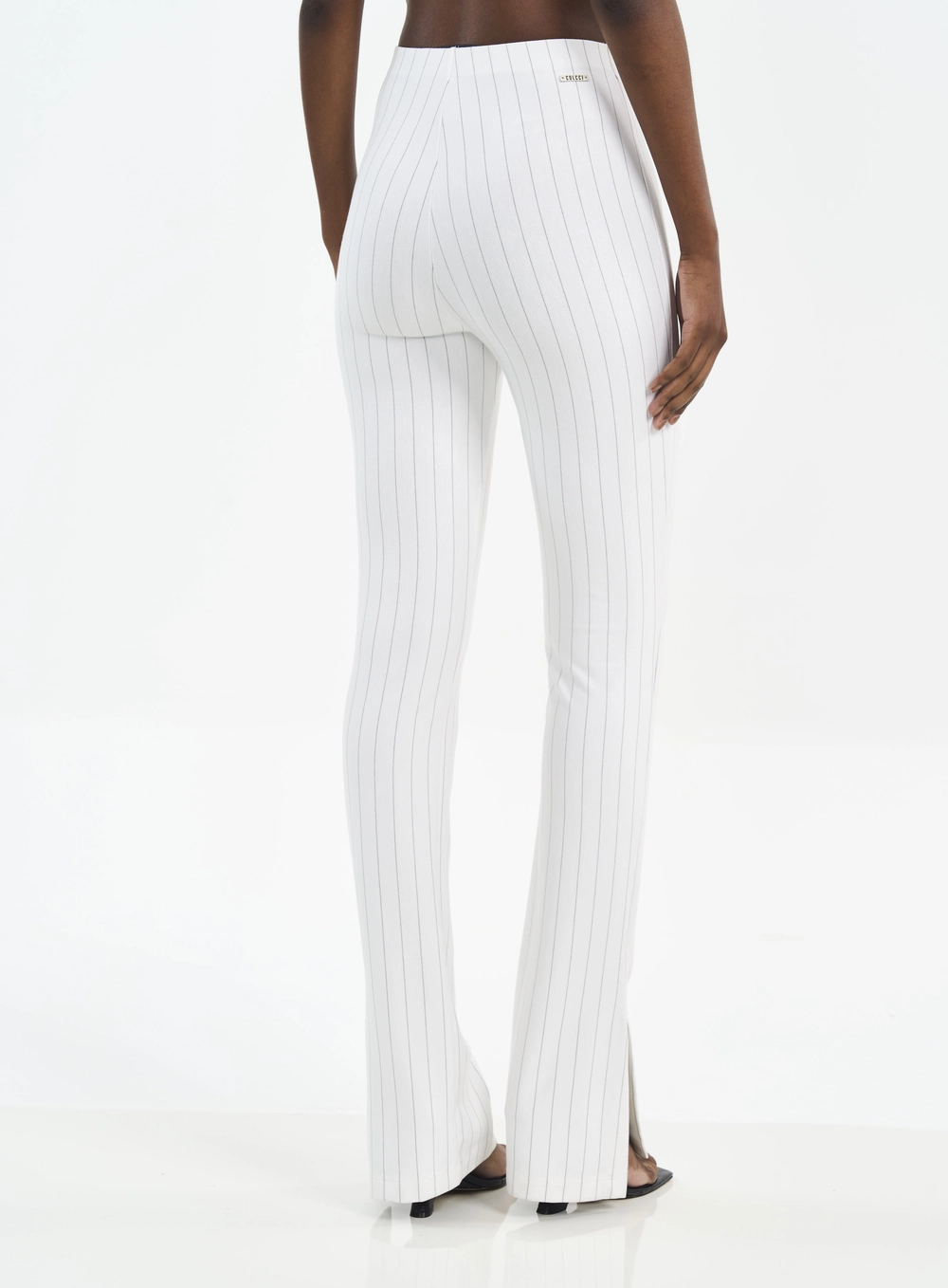 Calça Feminina Risca De Giz Com Fenda Estampados