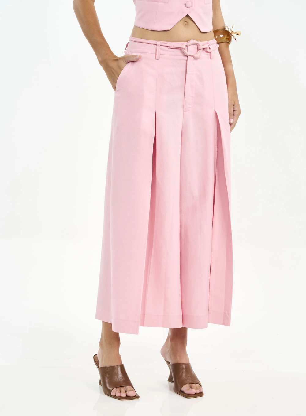 Calça Feminina Pantalona Com Fendas E Cinto Rosa