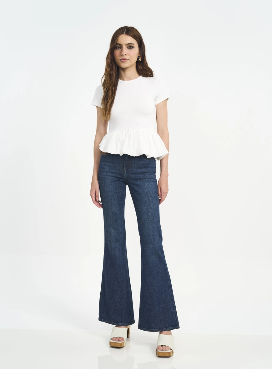 Calça Feminina Flare Com Bolsos