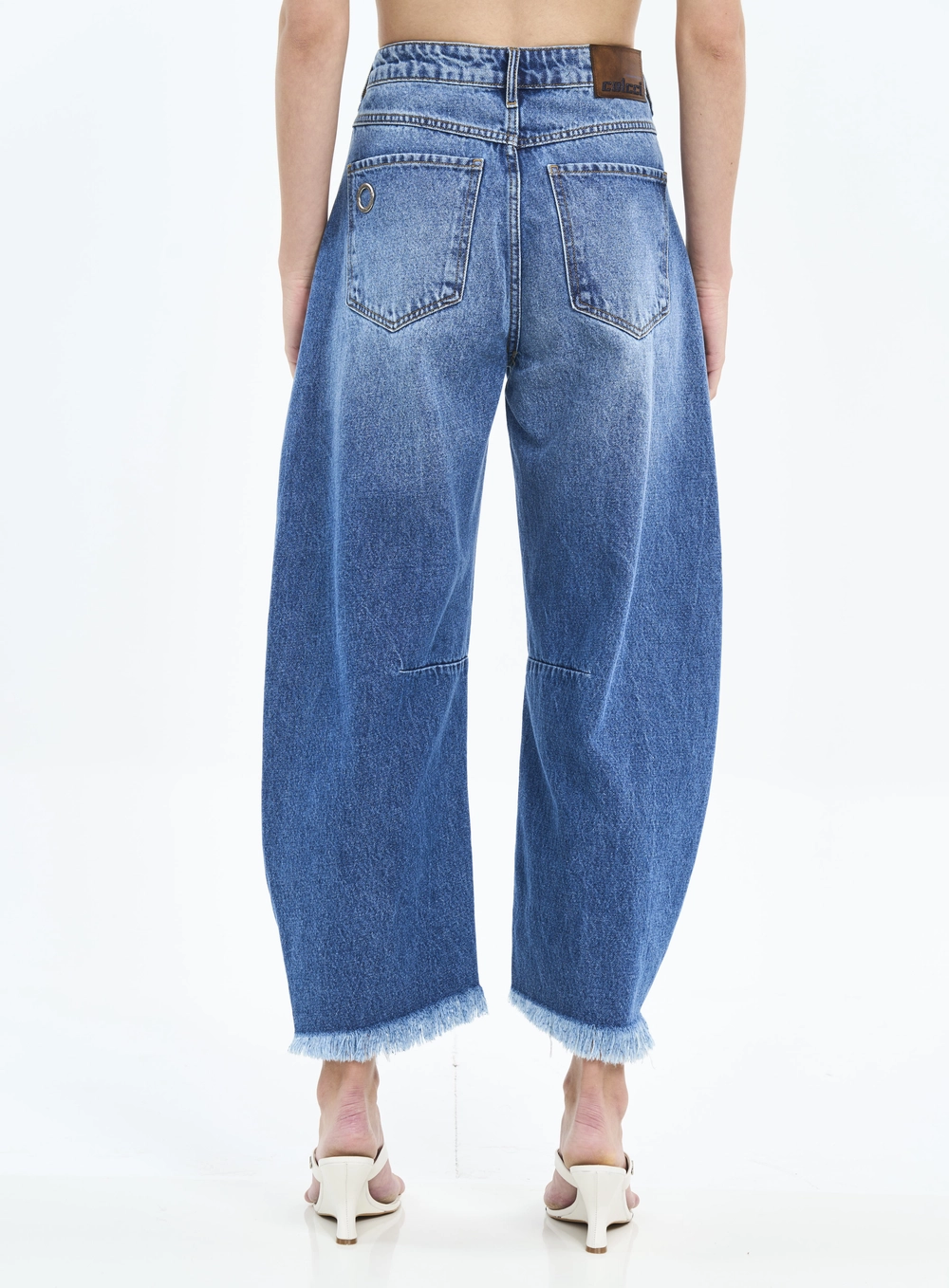 Calça Jeans Joana Barril Com Barra Desfiada Índigo