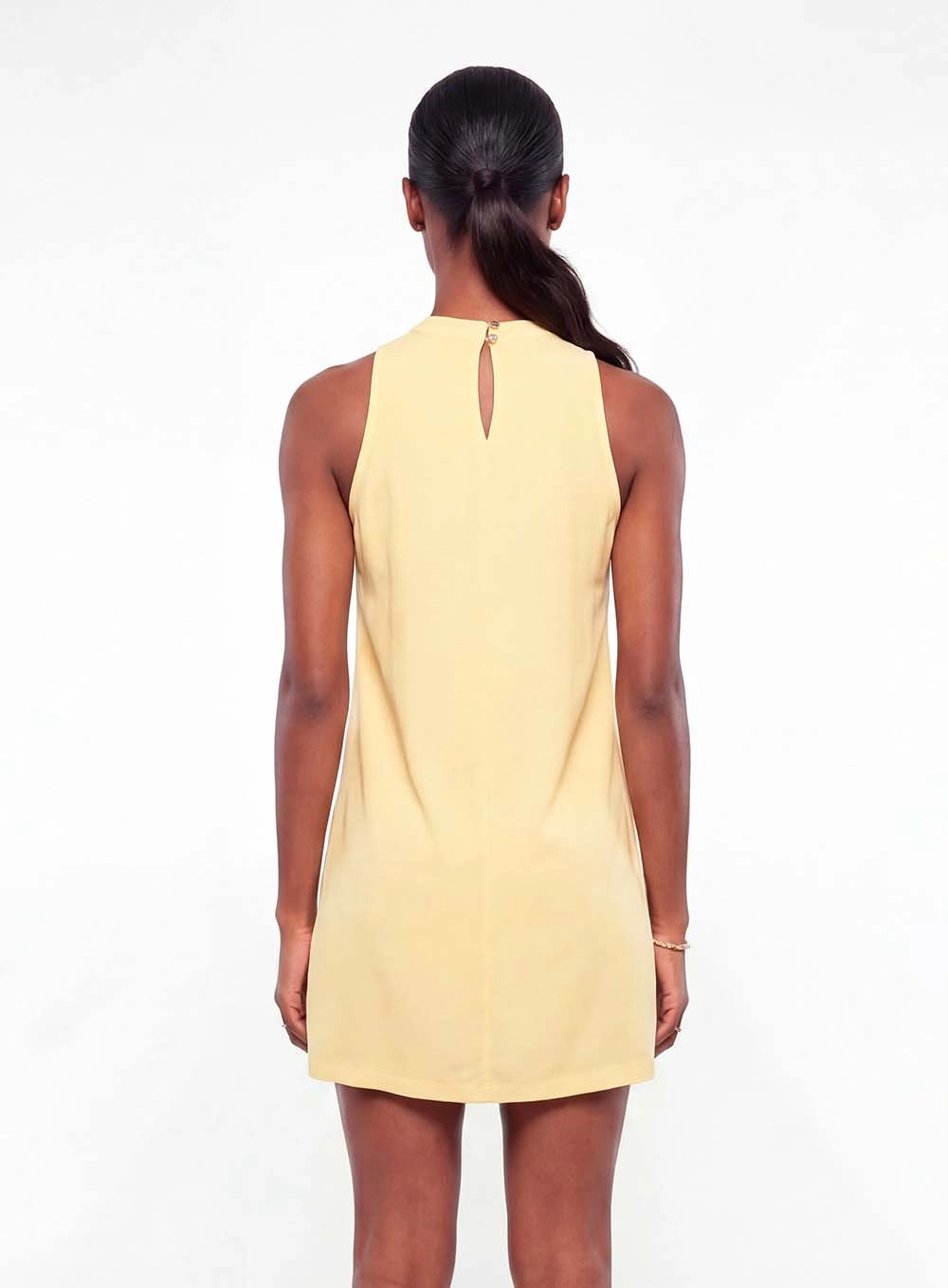Vestido Curto Comfort Gola Alta Amarelo 4