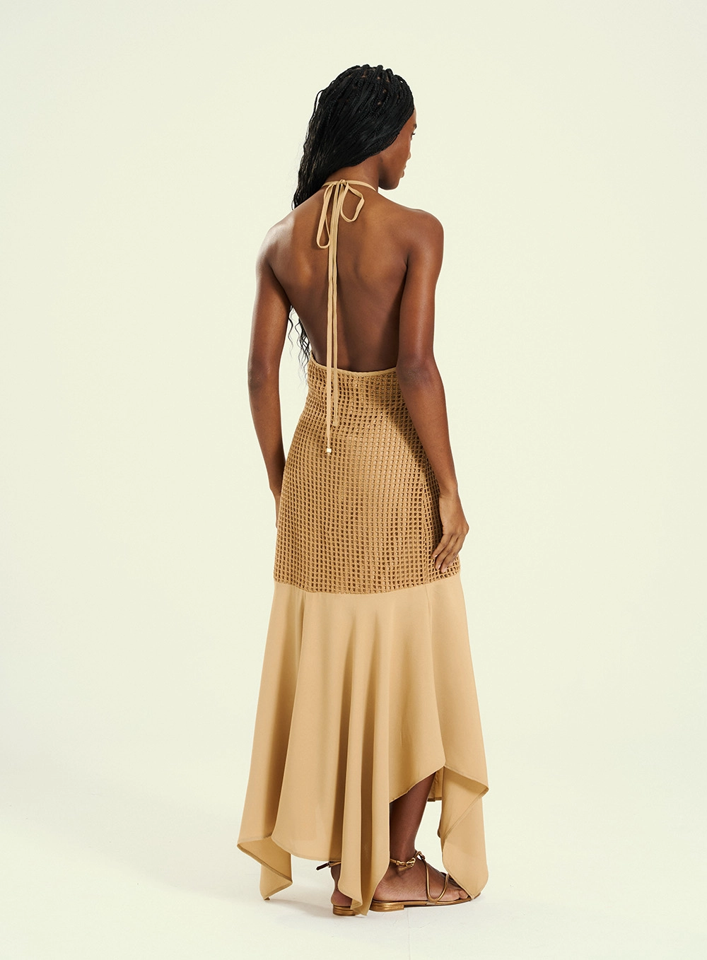 Vestido Feminino Longo Com Barra Assimétrica Bege 2