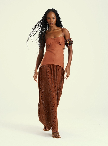 Vestido Feminino Longo Bordado Com Recortes