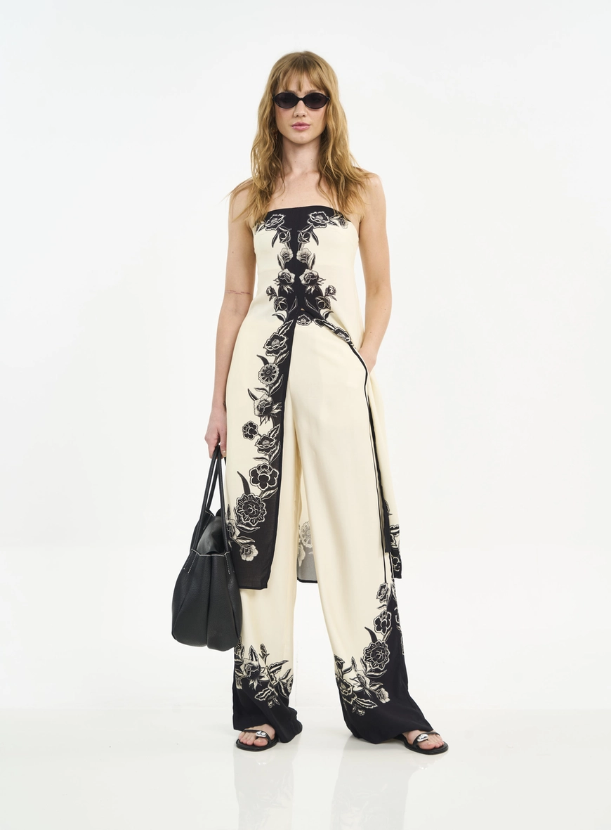 Calça Feminina Wide Leg Com Estampa E Bolsos