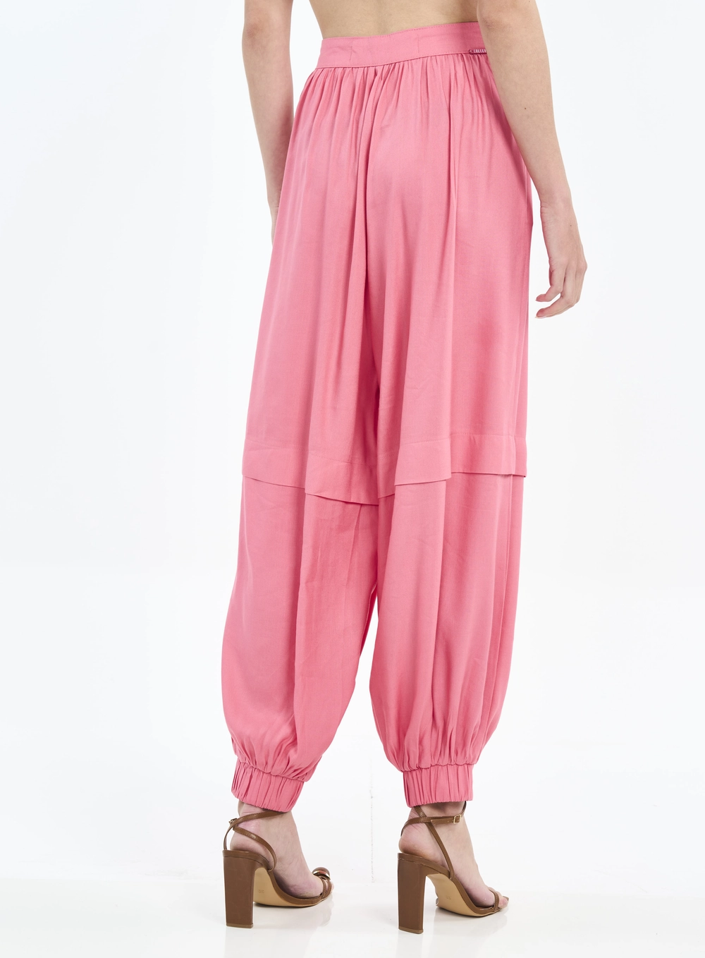 Calça Feminina Com Camadas E Franzido Rosa