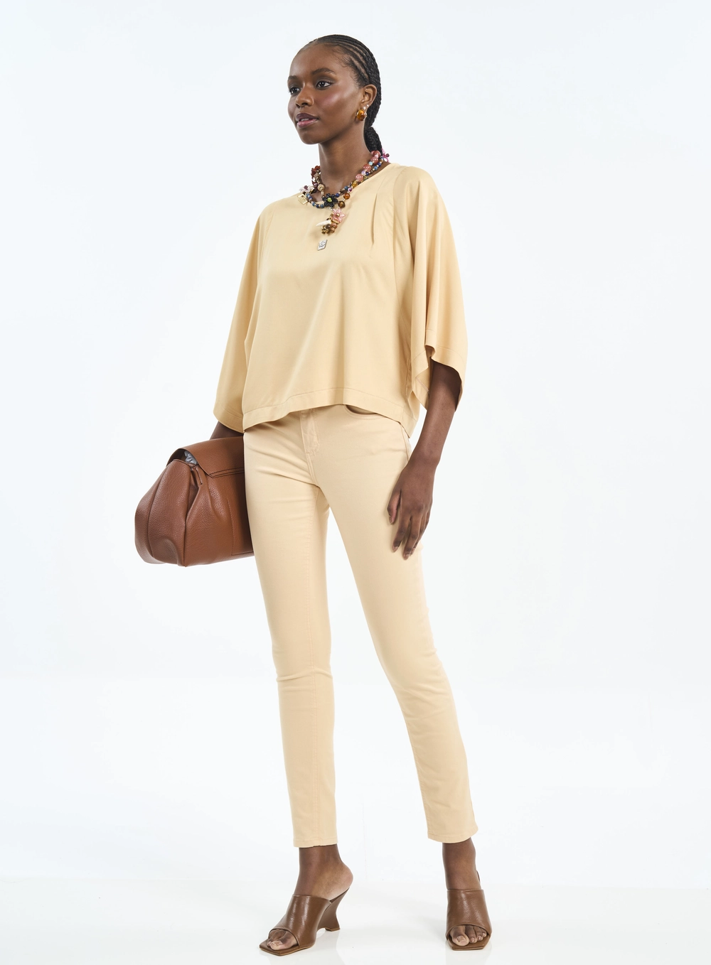 Calça Feminina Skinny Com Cintura Alta Bege