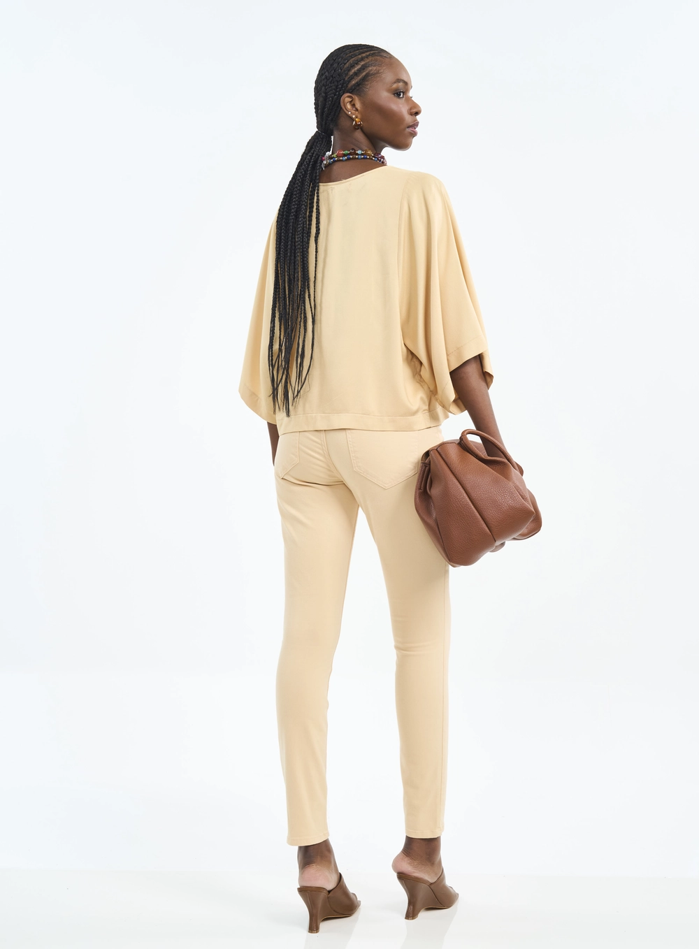 Calça Feminina Skinny Com Cintura Alta Bege