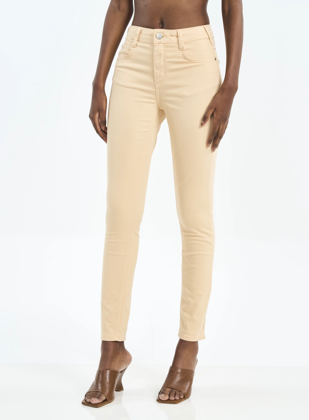 Calça Feminina Skinny Com Cintura Alta Bege