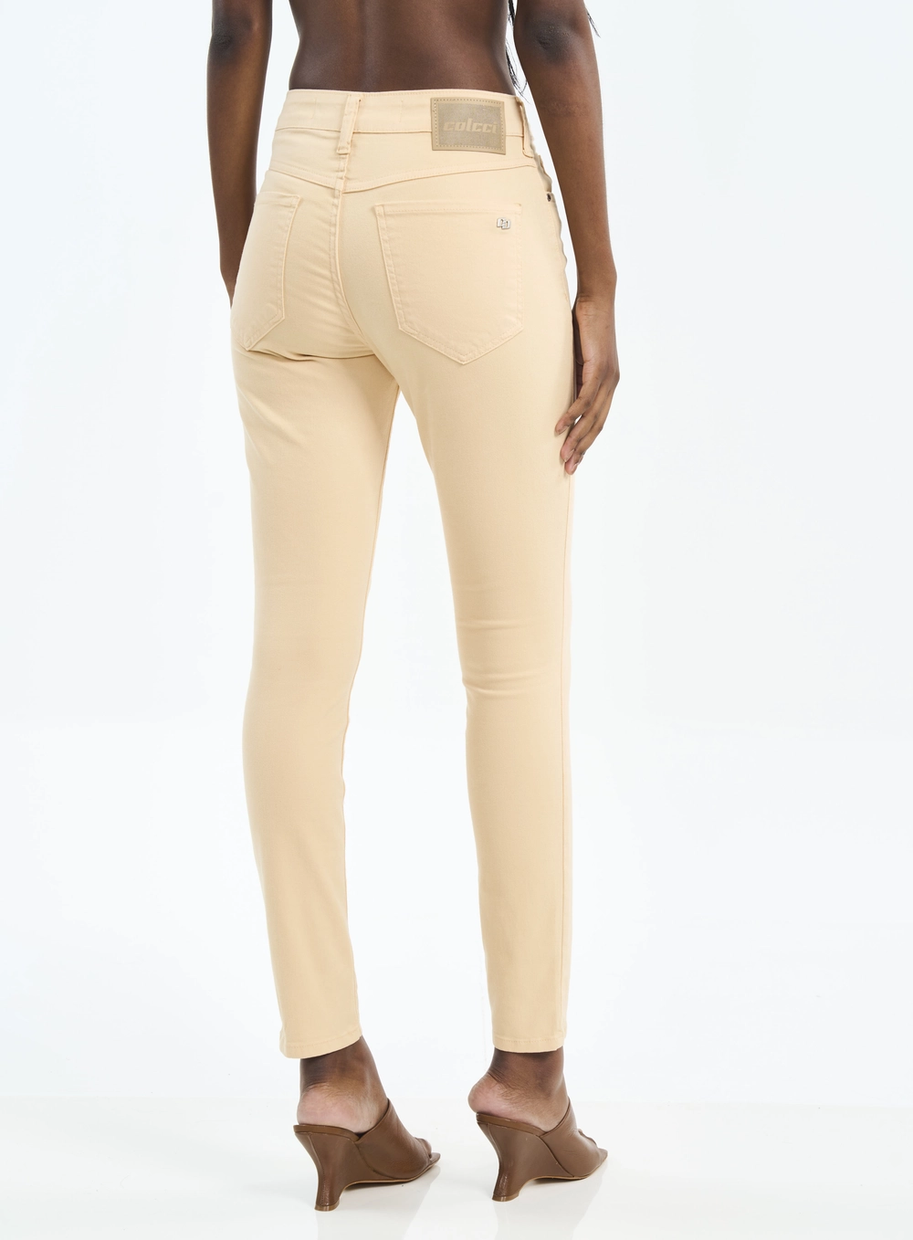 Calça Feminina Skinny Com Cintura Alta Bege