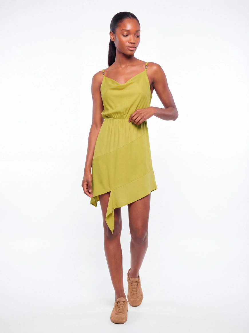 Vestido Curto Barra Assimétrica - Comfort Verde 1