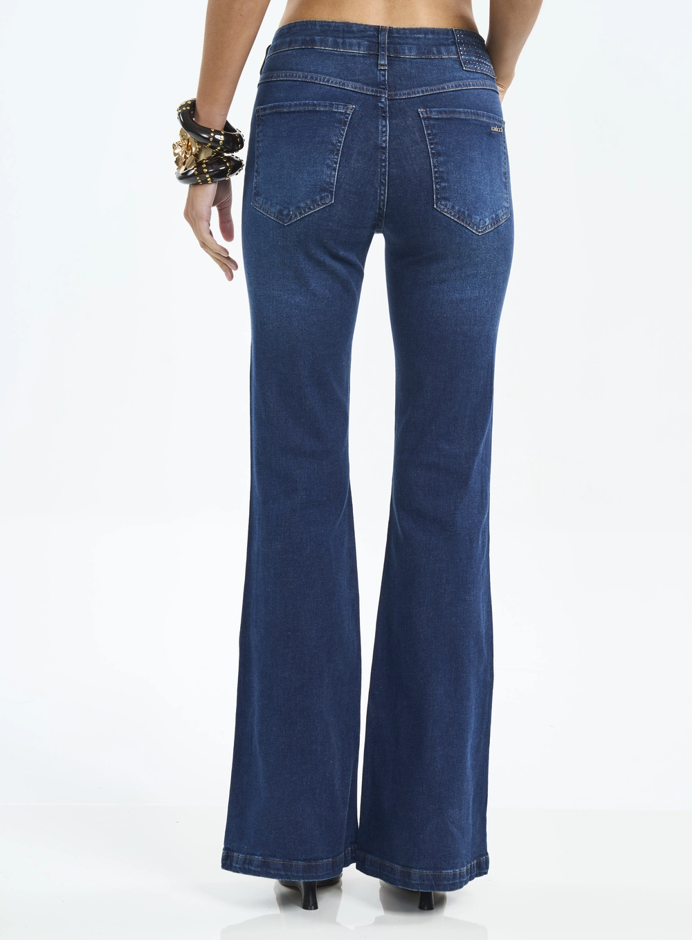 Calça Jeans Feminina De Cintura Alta E Barra Flare Índigo