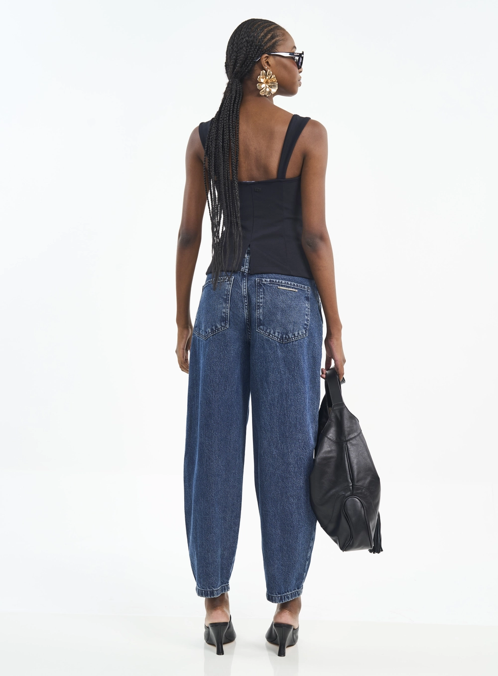 Calça Jeans Joana Barril Com Aplicação De Tachas Índigo