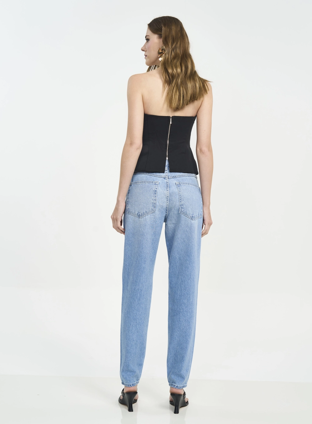 Calça Feminina Jeans Reta Com Cristais E Cintura Índigo