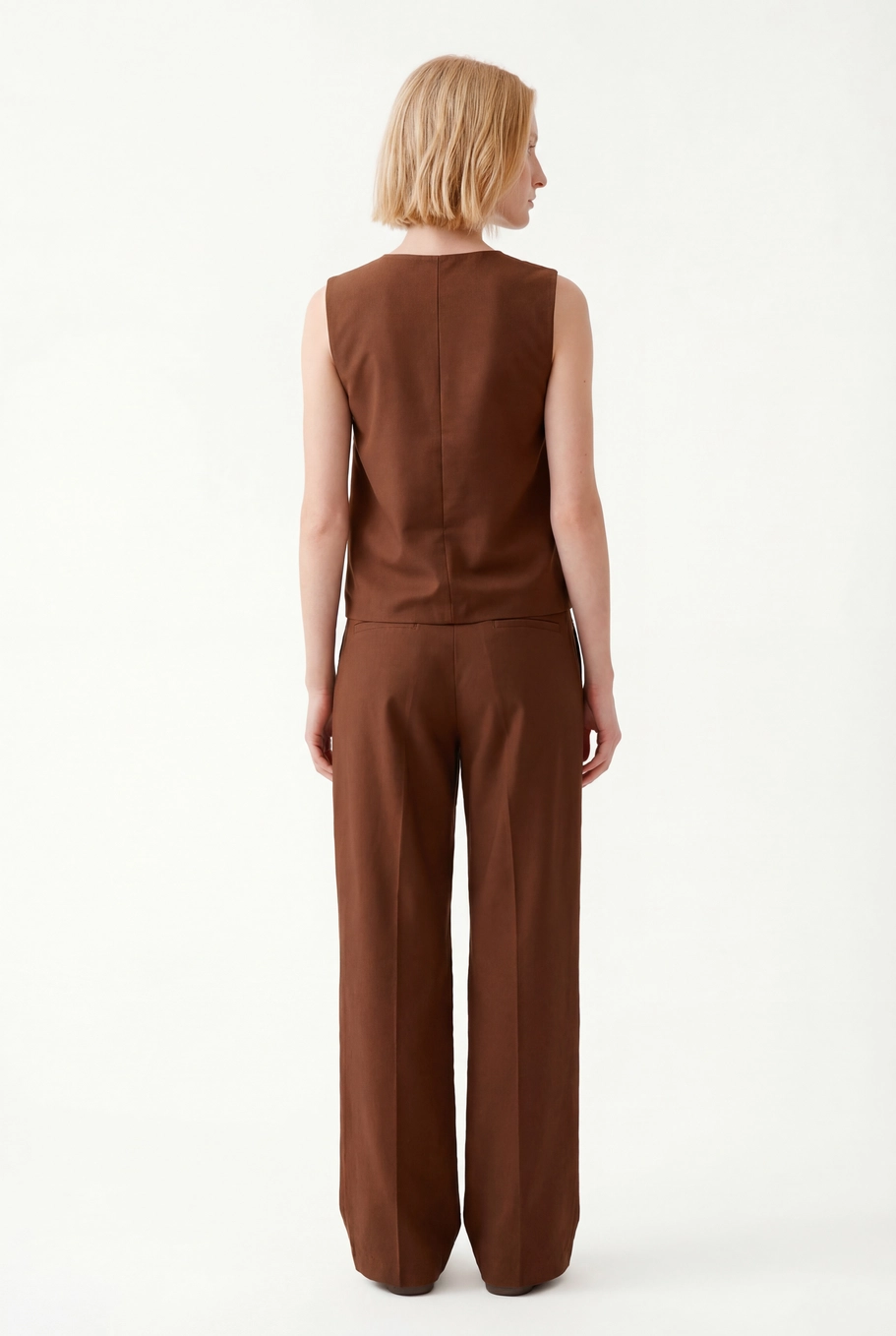 Colete Alfaiataria Comfort Feminino Marrom 4