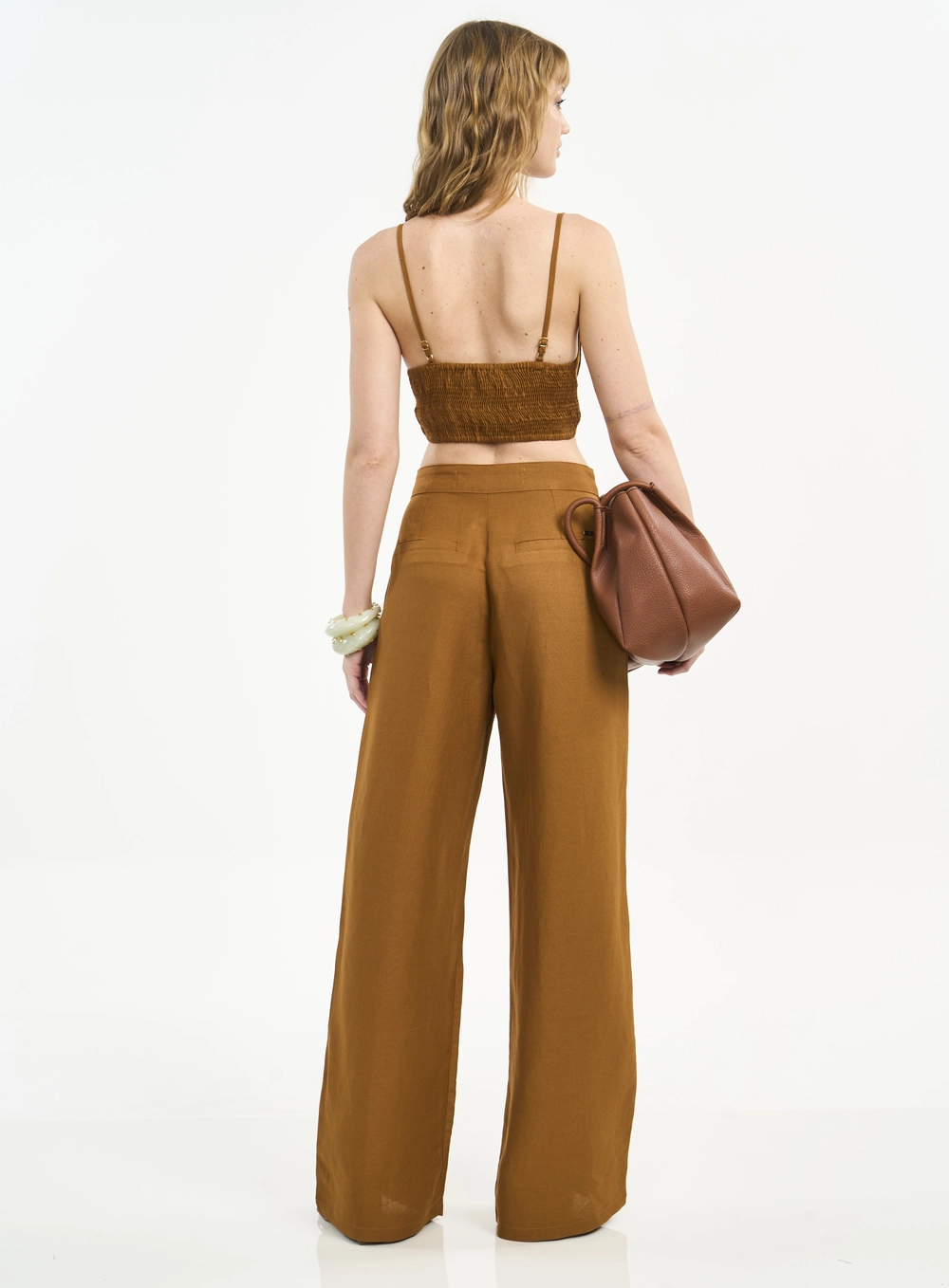Calça Feminina Pantalona Com Bolsos Marrom
