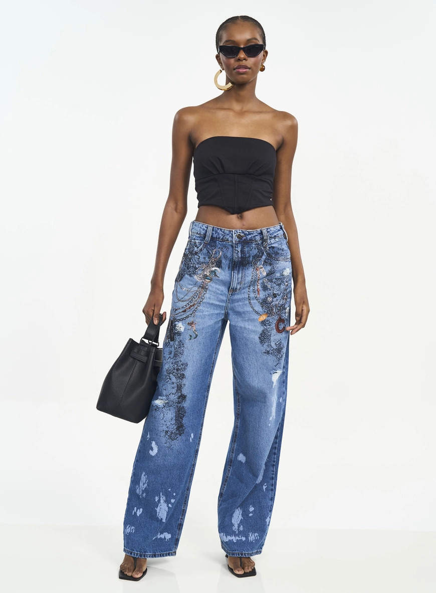 Calça Jeans Bruna Low Com Estampa E Destroyed