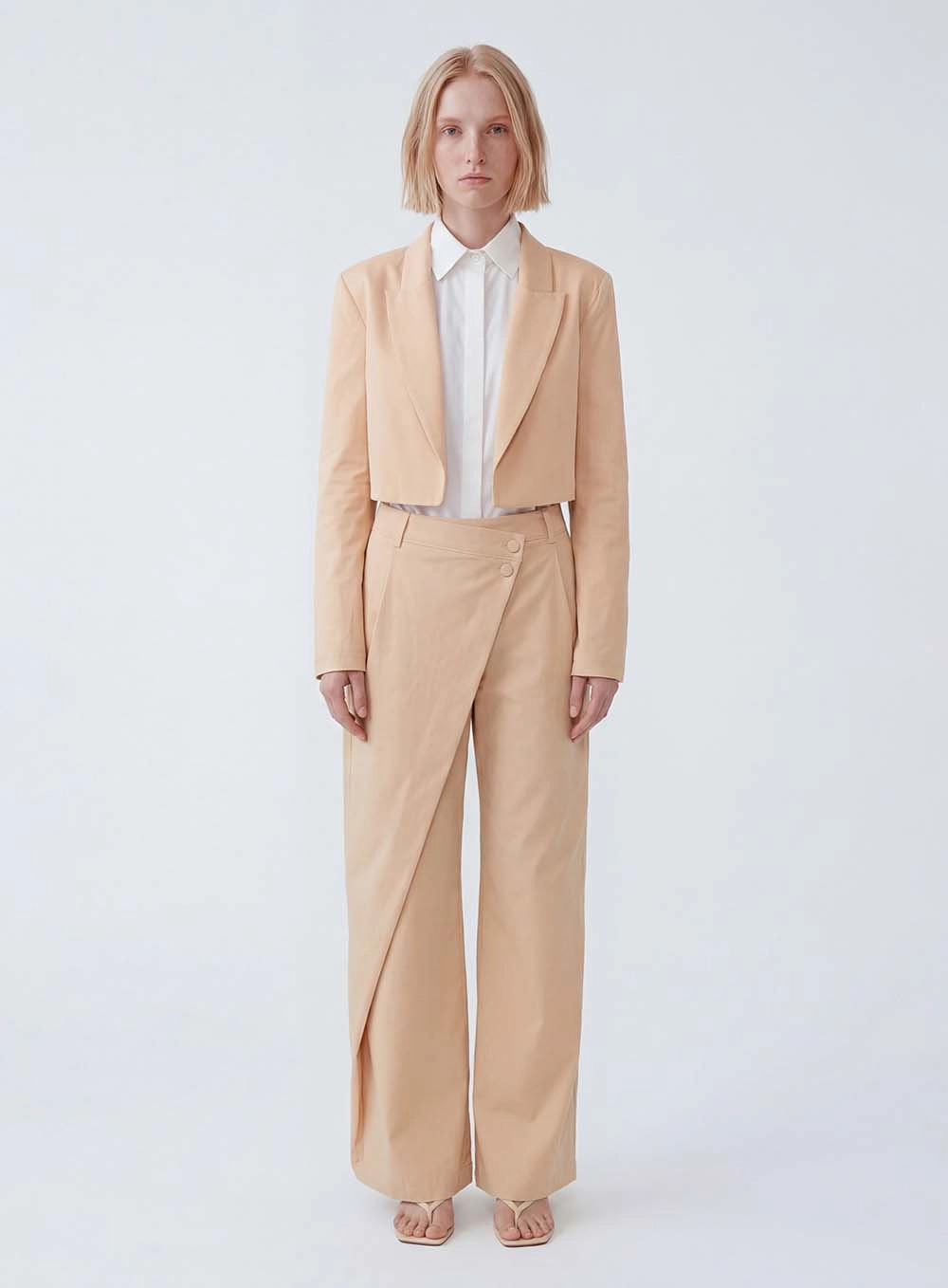 Blazer Alfaiataria Slim Feminino Bege 4