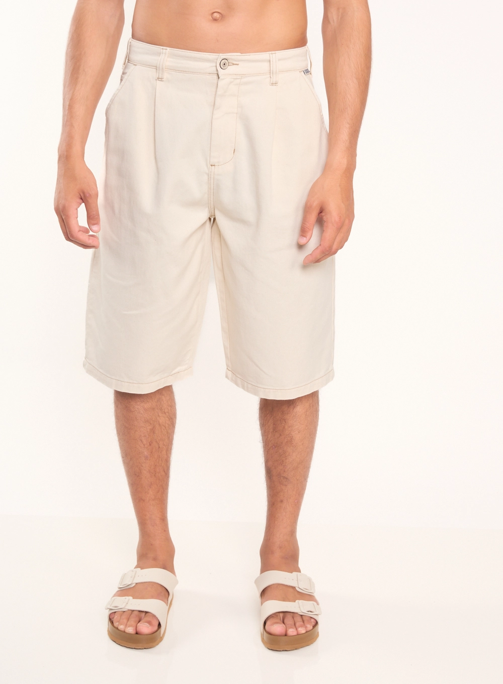 Bermuda Masculina Resort Chino Reta Off Shell