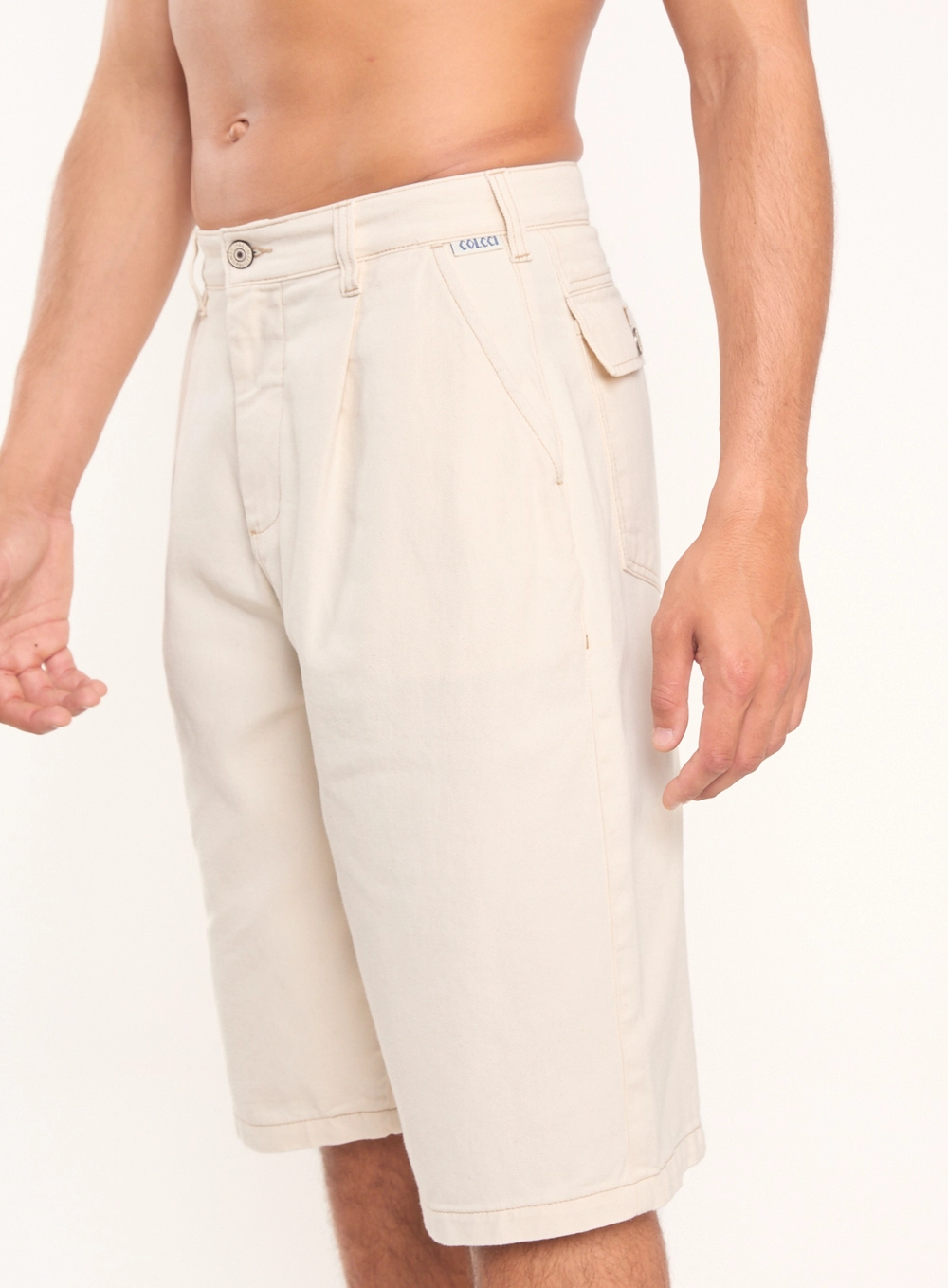 Bermuda Masculina Resort Chino Reta Off Shell