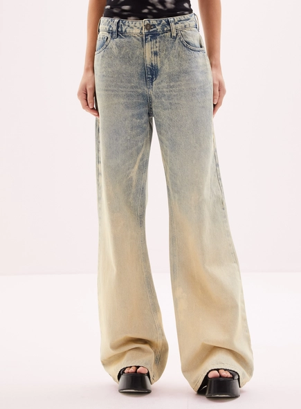 Calça Jeans Feminina - New Flare