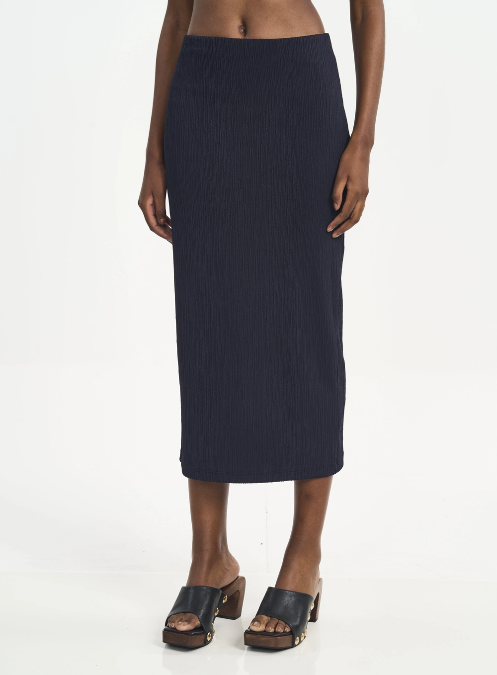Saia Midi Slim Preto