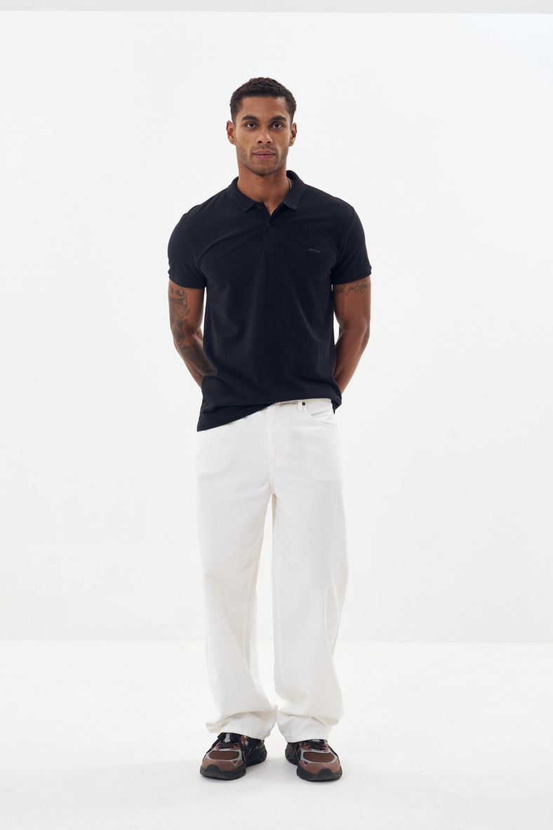 Polo Masculina Com Detalhes Preto 4
