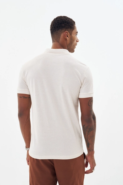 Polo Masculina Com Detalhes