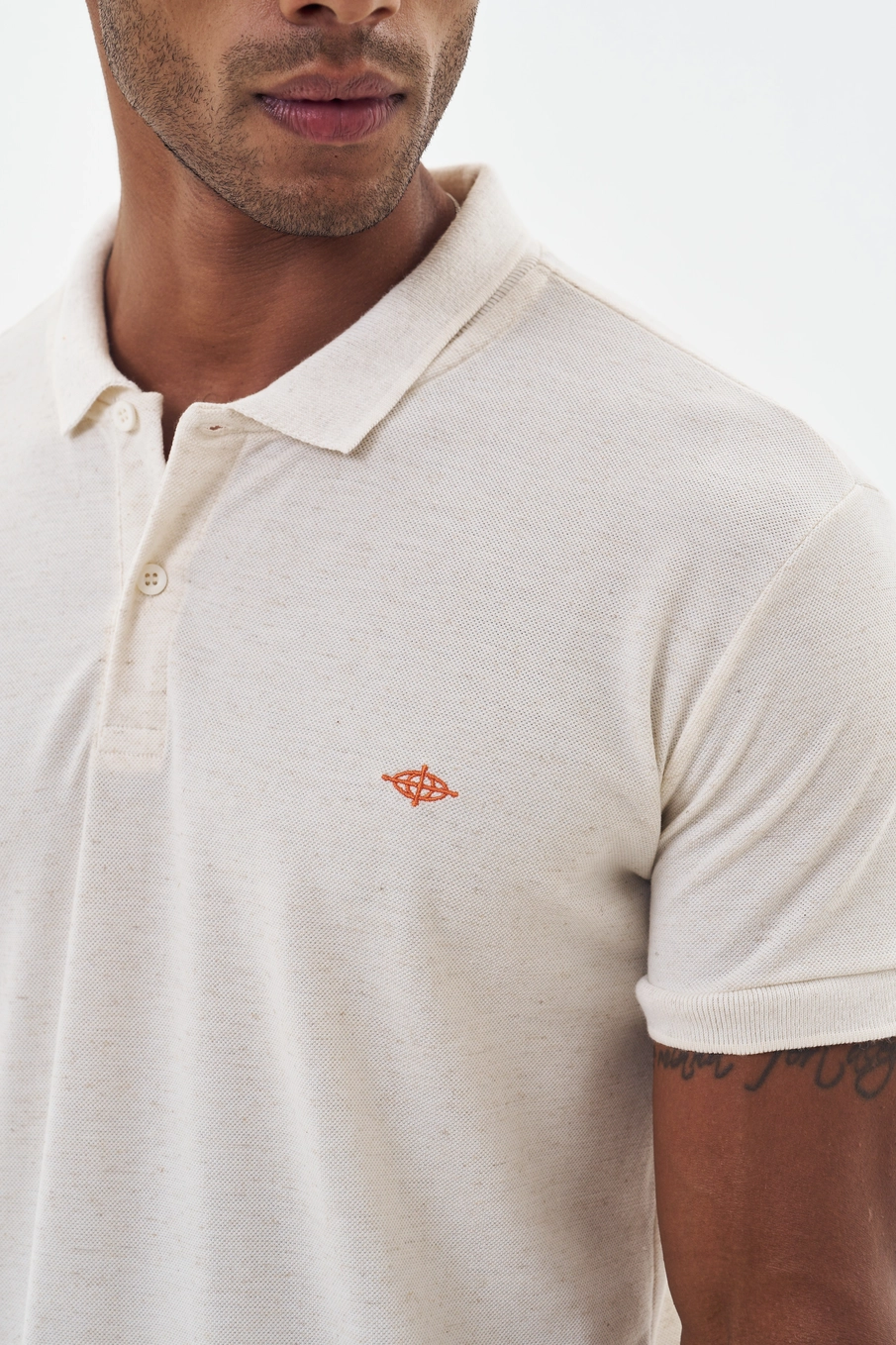 Polo Masculina Com Detalhes Off Shell 3