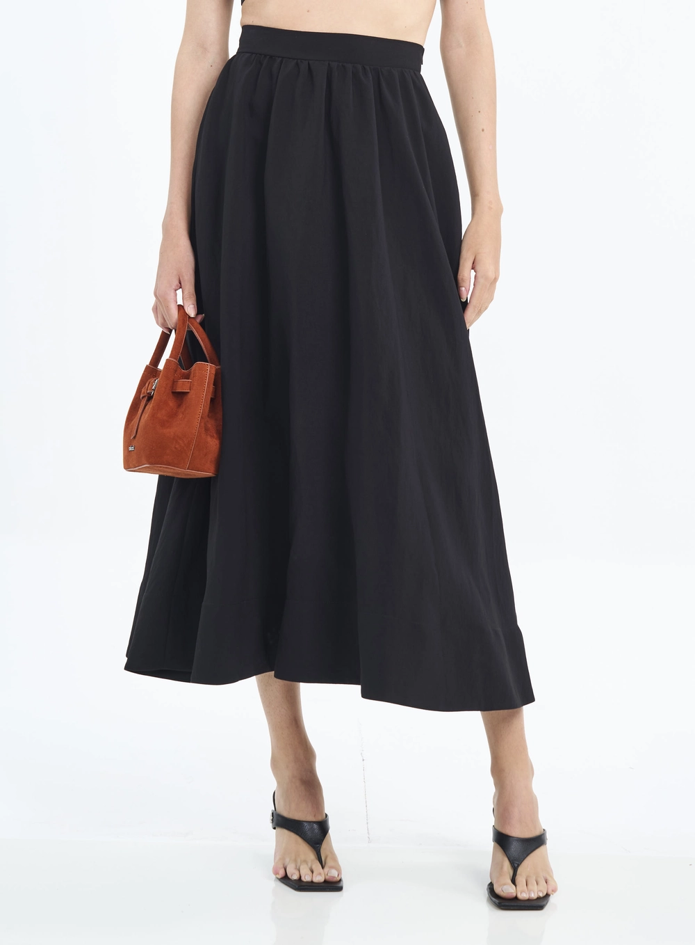 Saia Midi Com Bolsos E Franzidos Preto