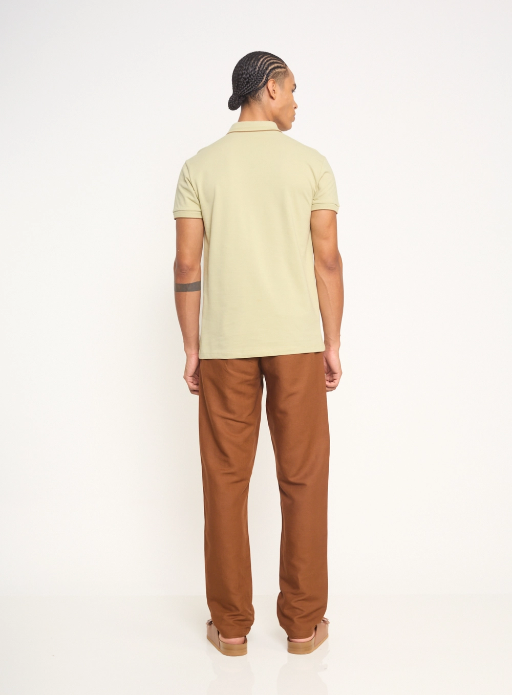 Polo Masculina Com Frisos Contrastantes Bege