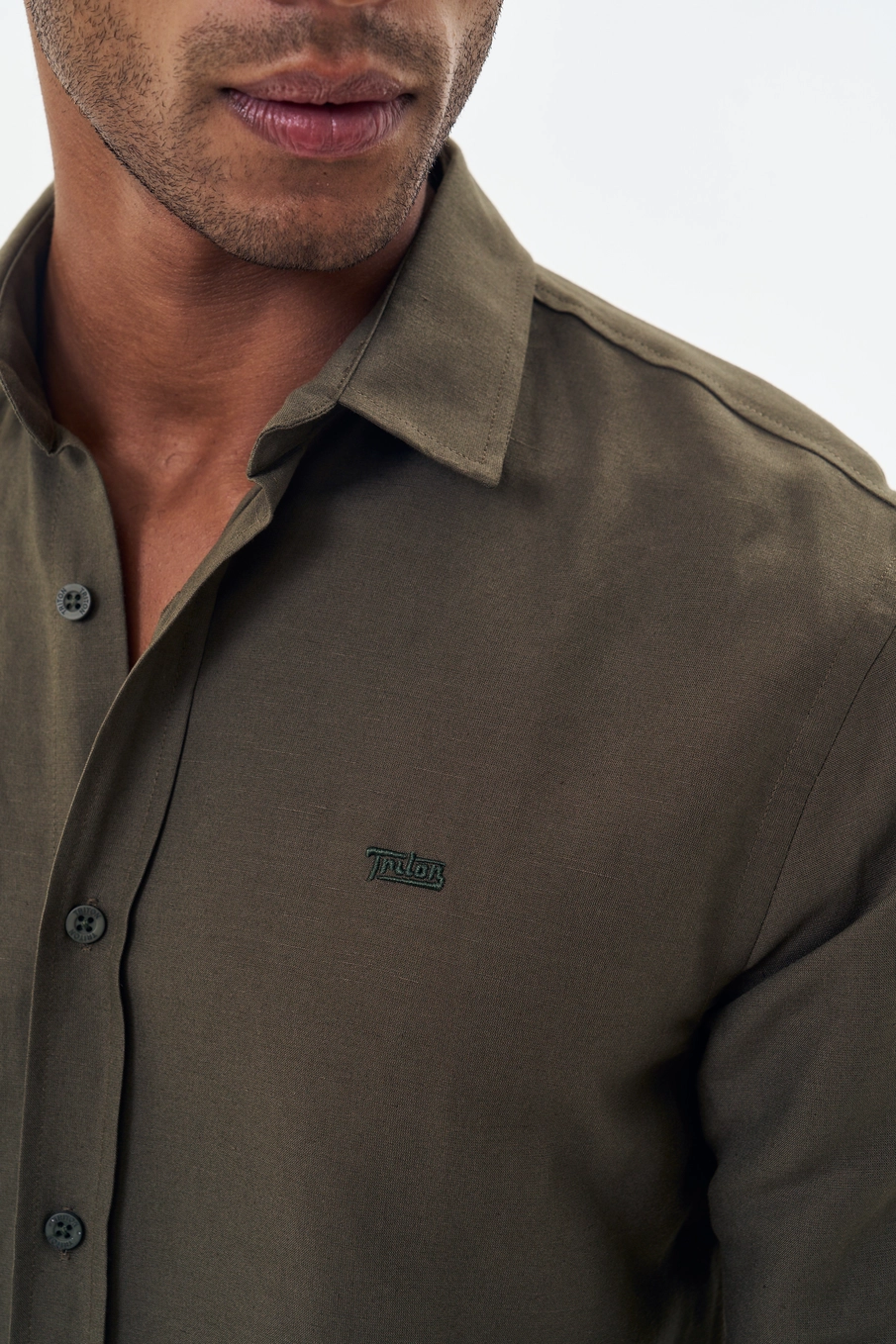 Camisa Masculina Manga Longa Com Botões Bege 3
