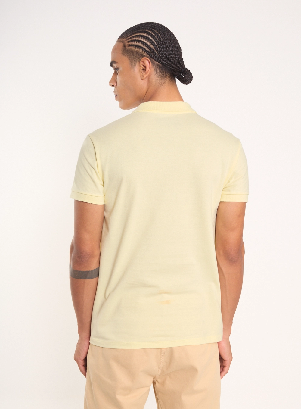 Polo Masculina Com Botões Amarelo