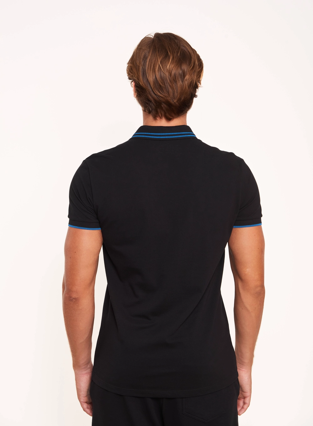 Polo Masculina Com Frisos E Logo Preto