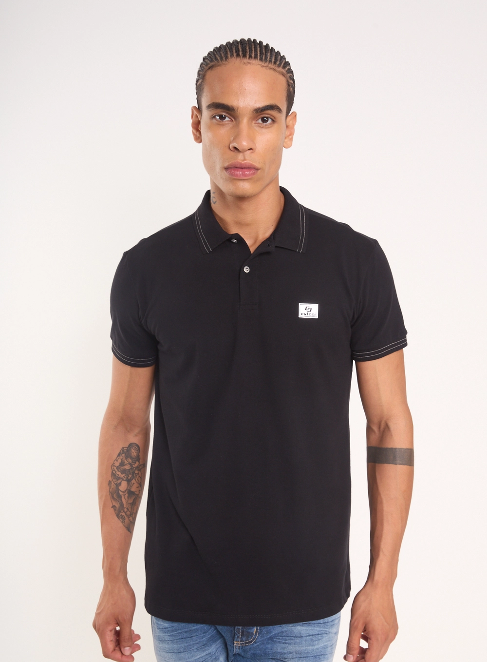 Polo Masculina Com Frisos E Patch Preto