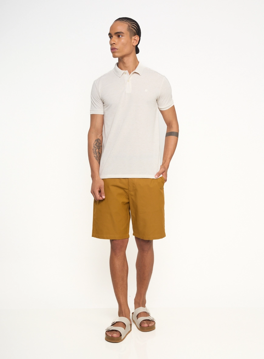 Polo Masculina Com Textura E Botões
