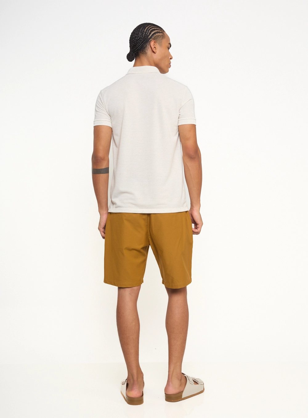 Polo Masculina Com Textura E Botões Off Shell