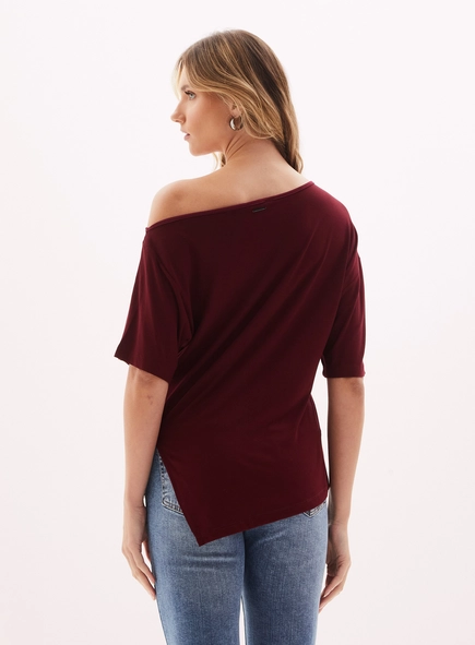Camiseta Feminina Ombro Só