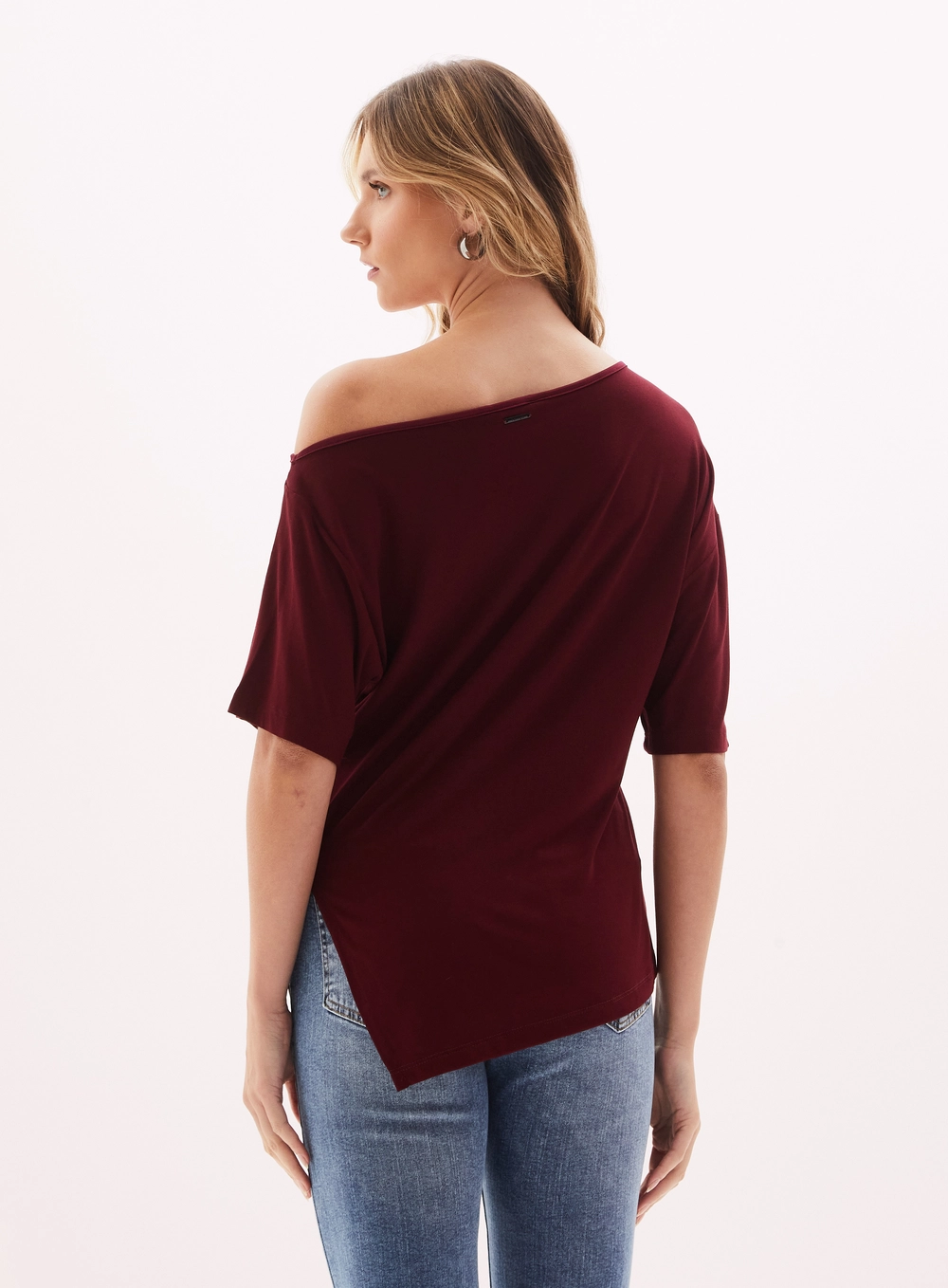 Camiseta Feminina Ombro Só Bordo 2