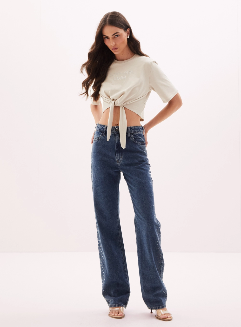 Camiseta Cropped Feminina Com Amarração Bege Esquilo 4